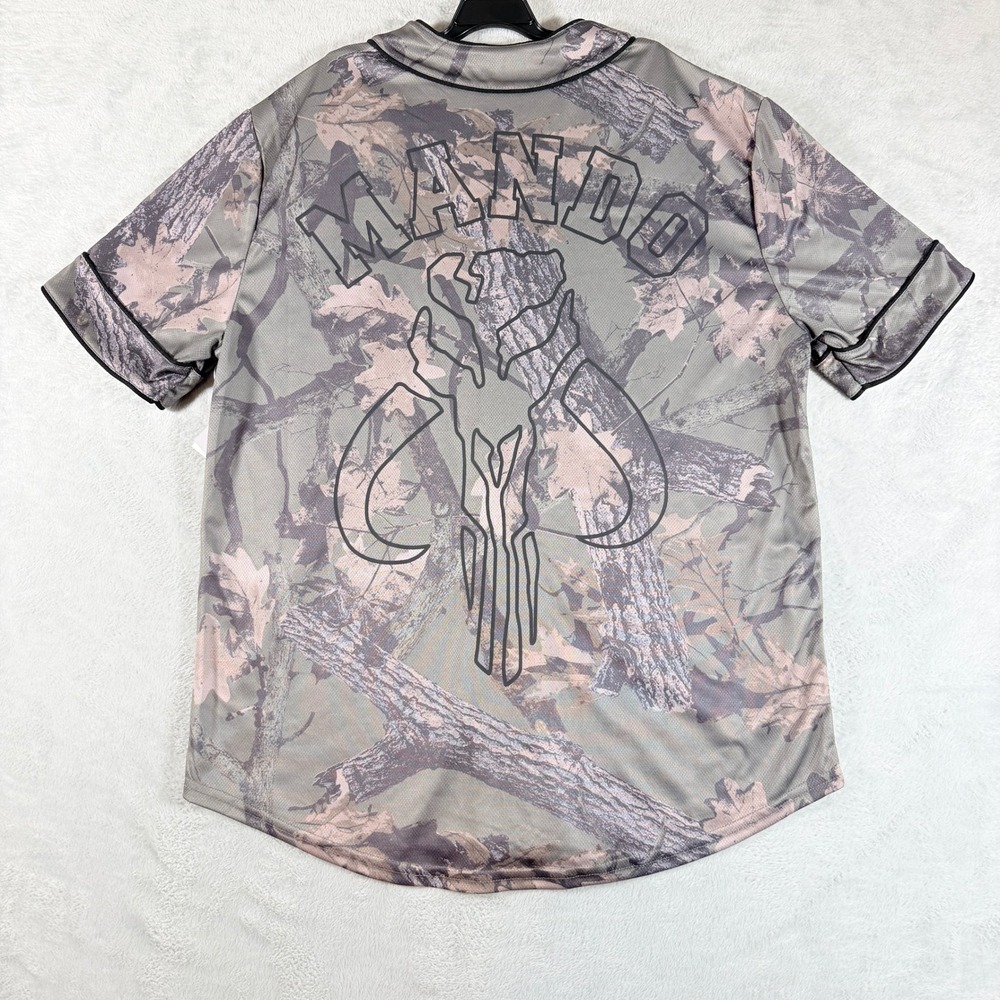 Star Wars The Mandalorian Camo Baseball Jersey Medium M Mando Mythosaur NWT - Picture 2 of 8